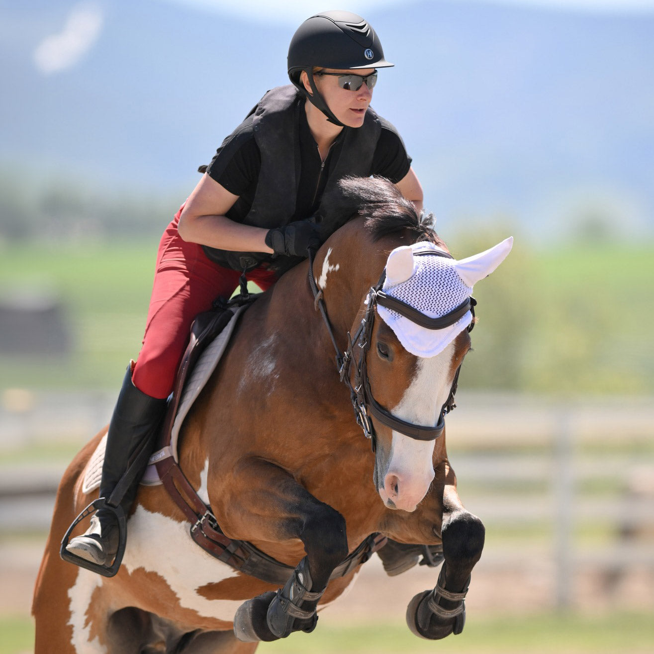 nicole jumping jax